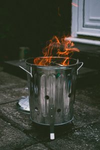 Tempat Sampah Jarum Suntik: Solusi Aman Limbah Medis