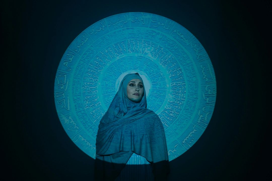 wanita berjilbab