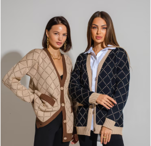 Gaya Outfit Kekinian Dengan Blazer Wanita Rajut