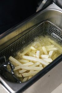 Rekomendasi Mesin Deep Fryer yang Terjangkau untuk Usaha Kecil